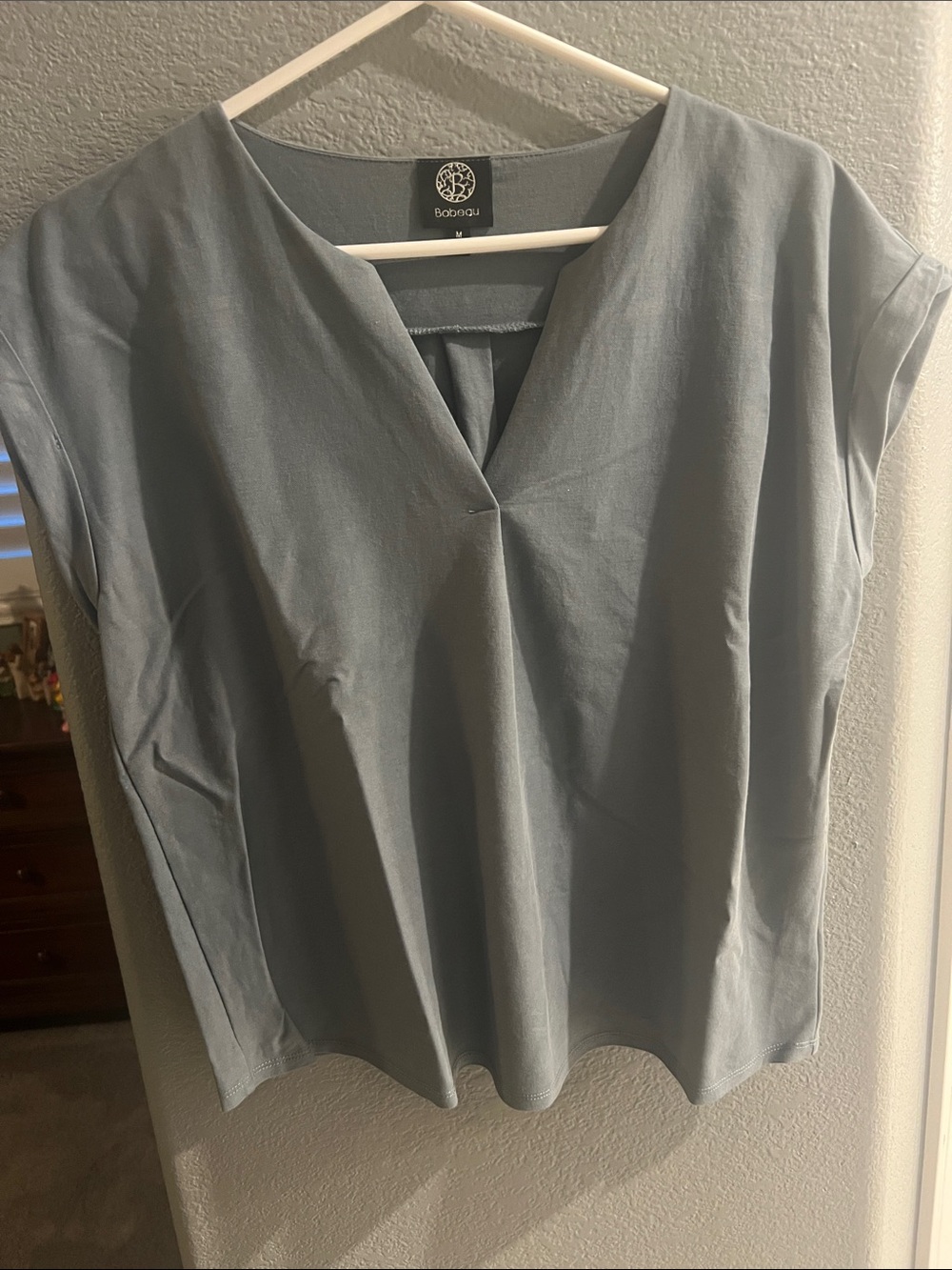 bobeau Light Blue Cap-Sleeve V-Notch Blouse